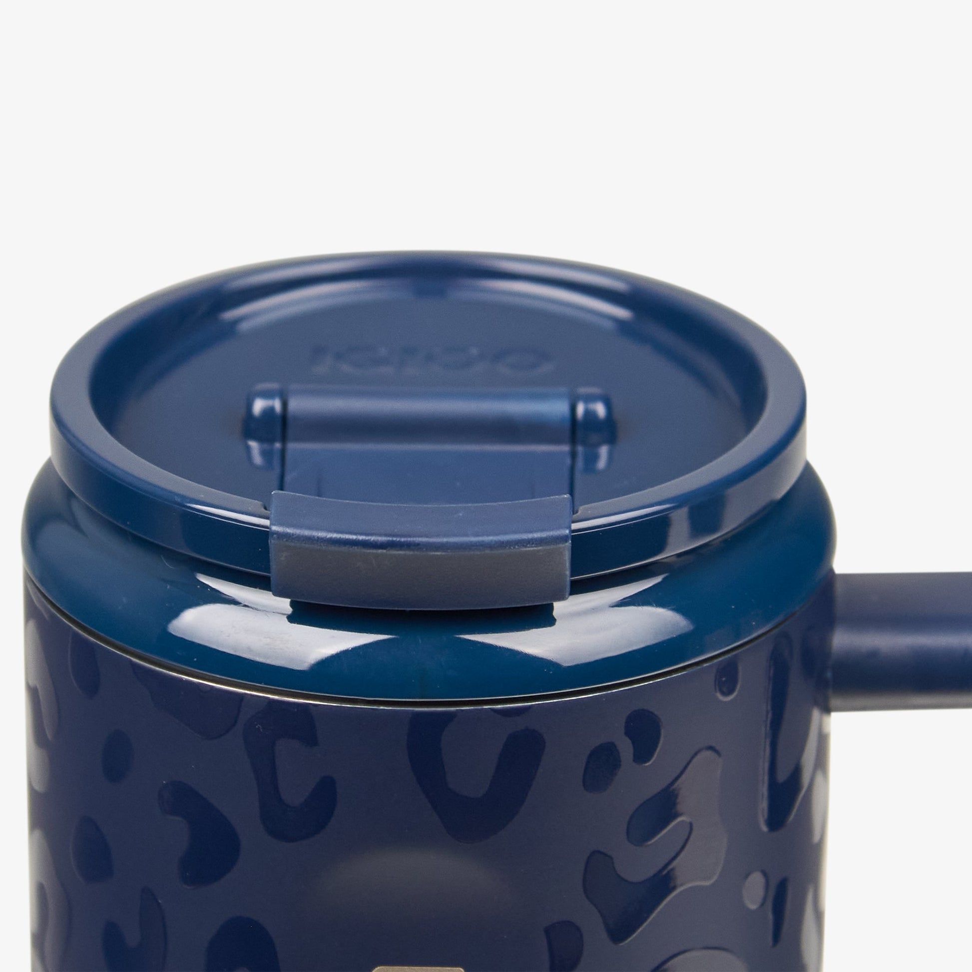 nfl-32-oz-leopard-flip-n-sip-travel-mug-v3 00027826-L_4b687133-cd9d-48a2-99cb-04fe12e89ae2.jpg