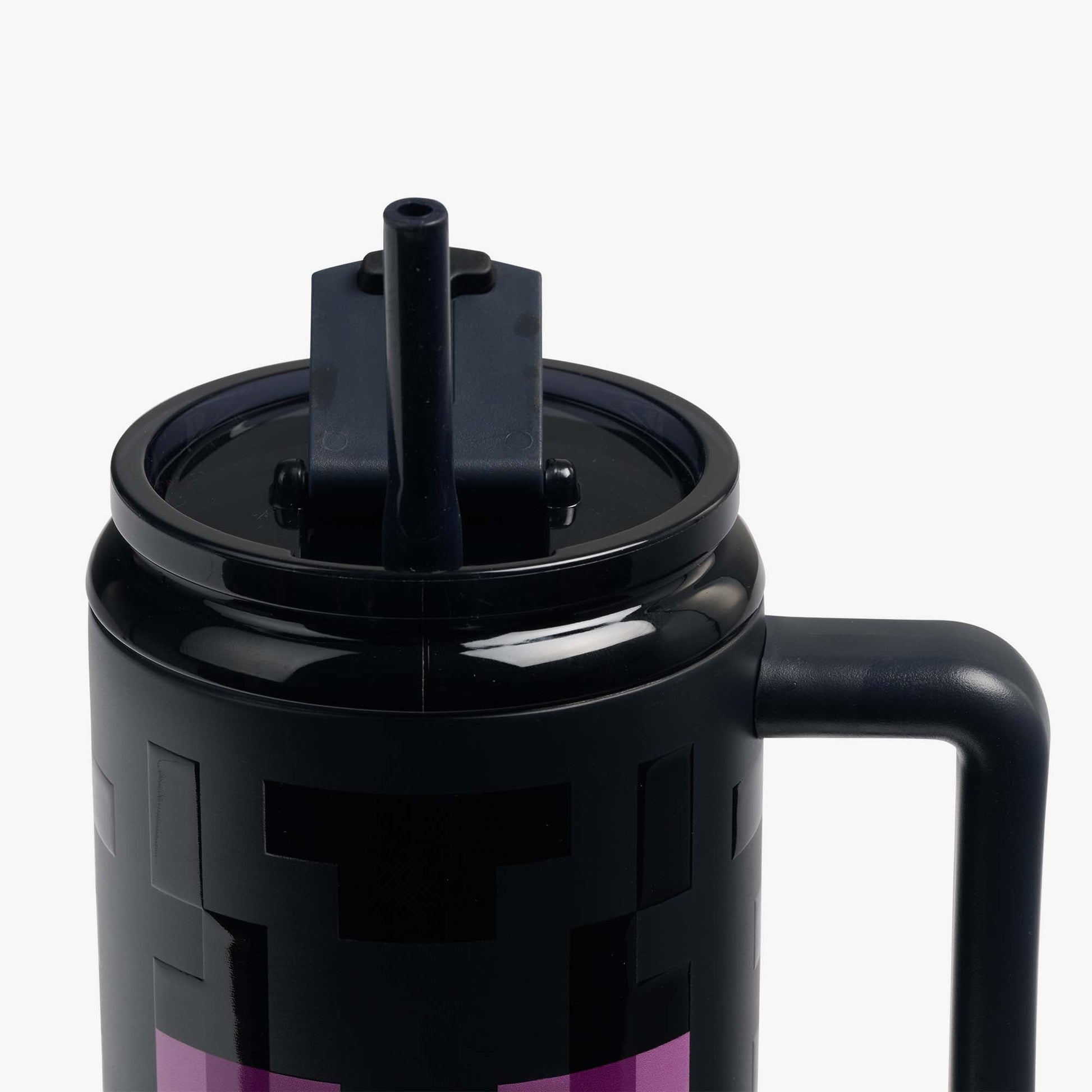 minecraft-enderman-32-oz-travel-mug-j8 00027992-STRW.jpg