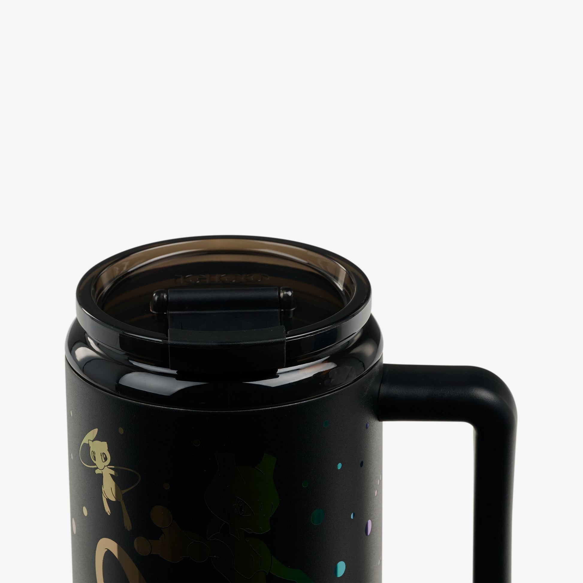pokemon-mew-and-mewtwo-32-oz-travel-mug-o9 00027995-L.jpg