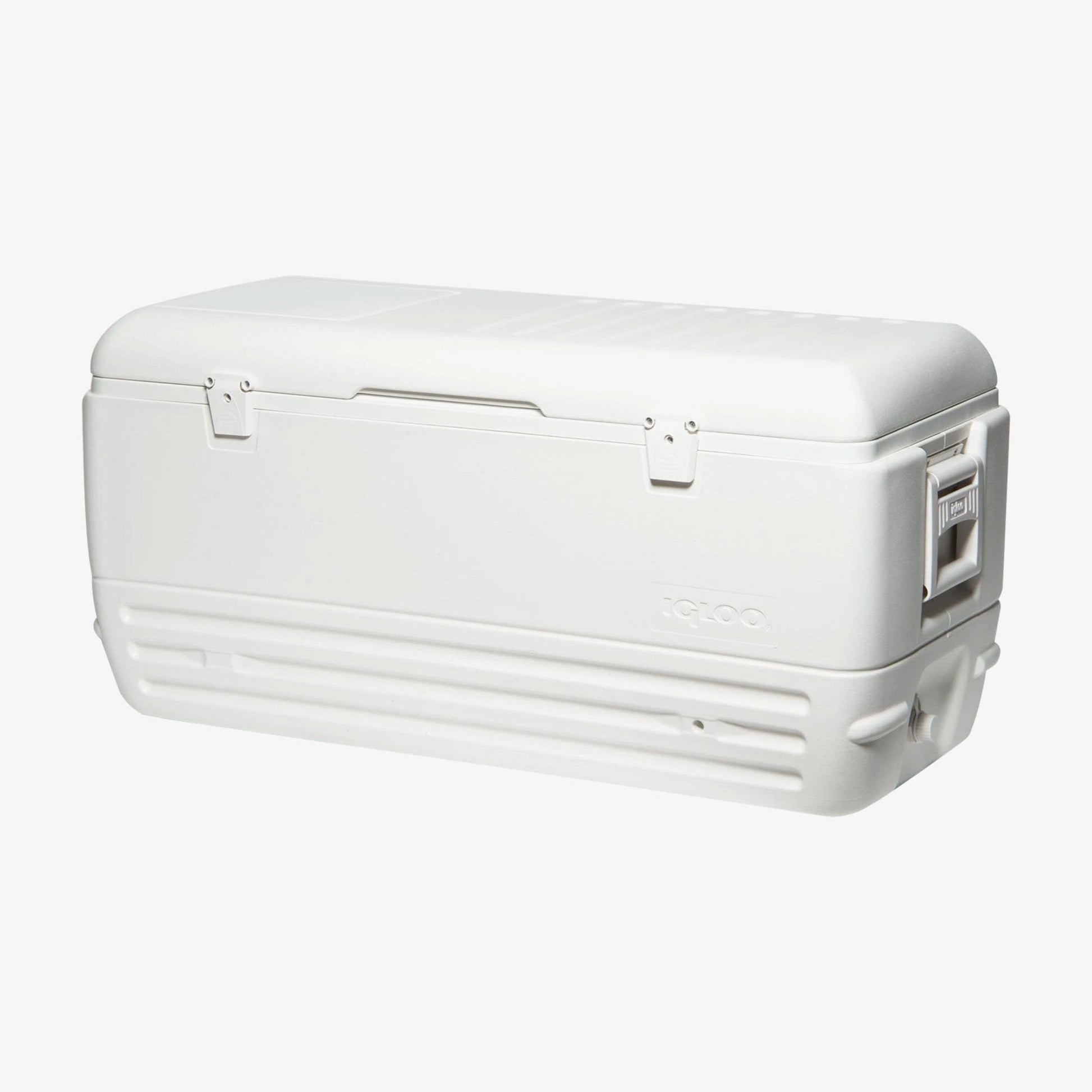 quick-and-cool-150-qt-cooler-r6 00044363-quick-and-cool-150-qt-cooler-angle_8601e7b8-cfe3-4431-9c95-65c14d4b6f07.jpg