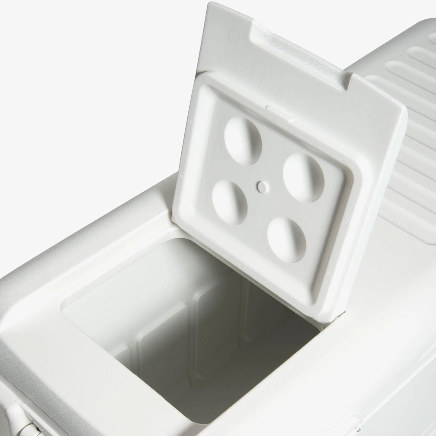 quick-and-cool-150-qt-cooler-r6 00044363-quick-and-cool-150-qt-cooler-cu-open-hatch_2c6197ae-88fc-4867-ad4f-5e48e4b855e0.jpg