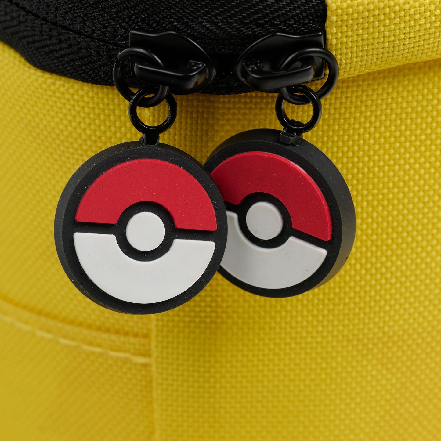 pokemon-pikachu-square-lunch-cooler-bag-p3 00066645-Z.jpg