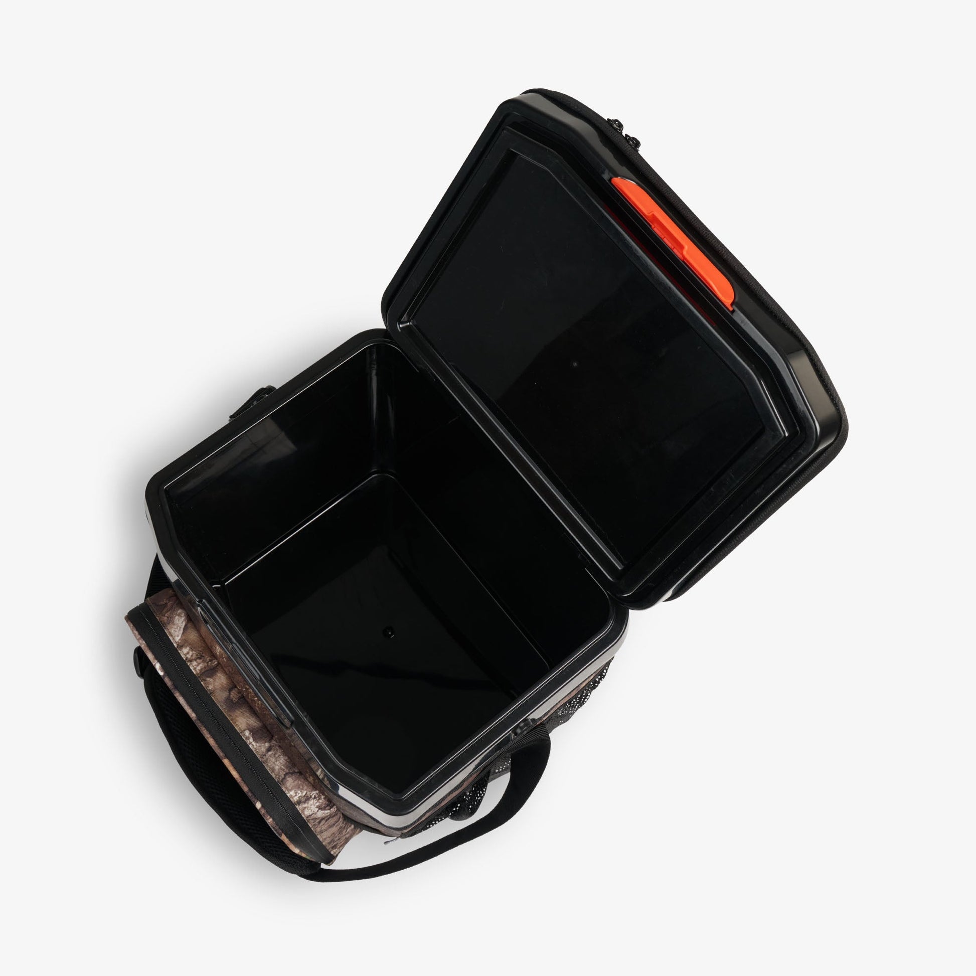 realtree-apx-cool-fusion-26-can-cooler-bag-b1 00066779-O2.jpg